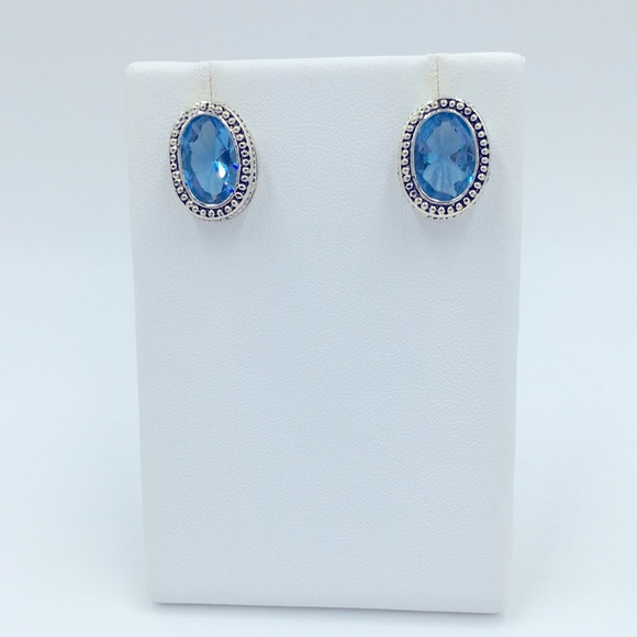 AVON Silver Plated (SP) Faceted Aqua Blue Rhinestone Pierced Stud Earrings, 2003 - Picture 3 of 7